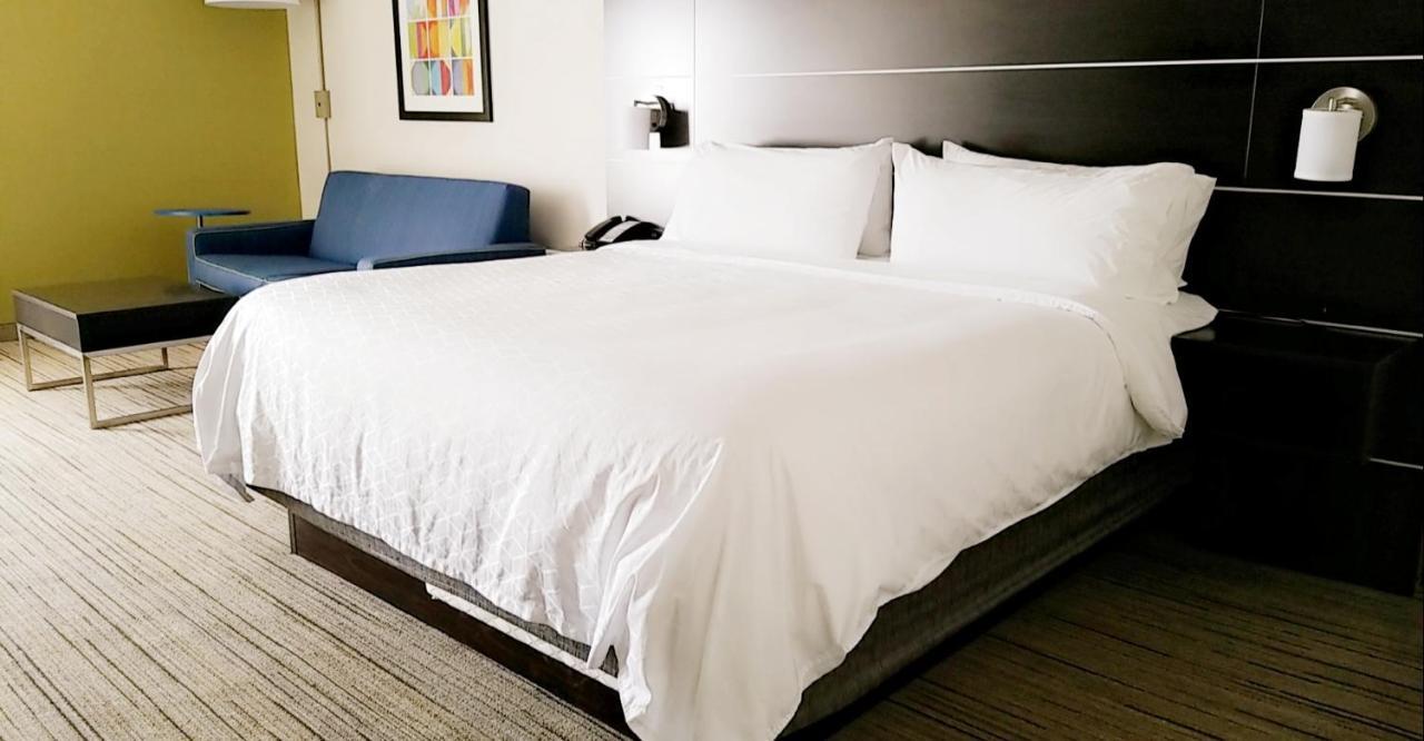 Holiday Inn Express & Suites Troy By Ihg Cameră foto